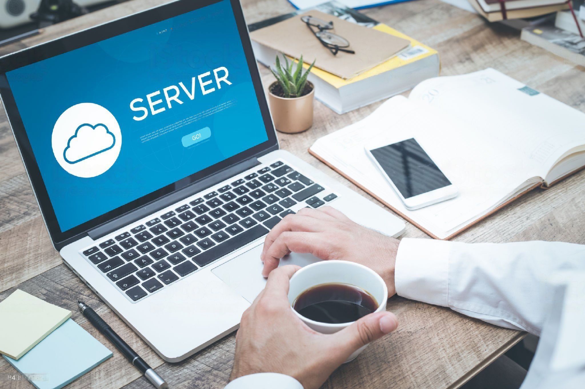 Tại sao bạn nên sử dụng Hosting của chính đơn vị thiết kế website?